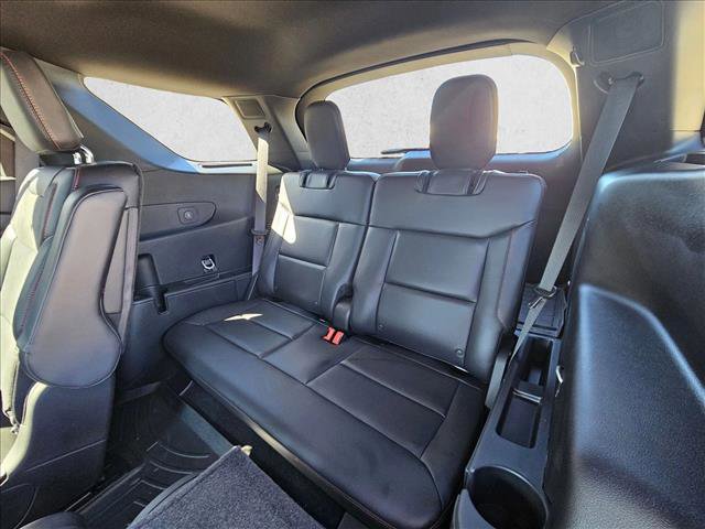 Used 2025 Ford Explorer ST image 17