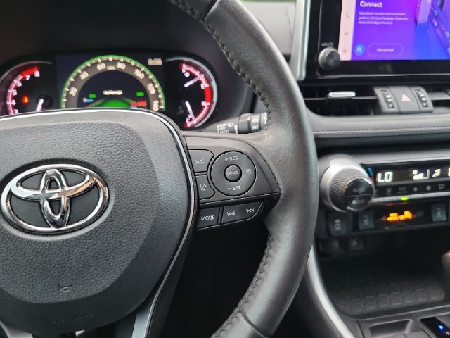 Used 2023 Toyota RAV4 XLE Premium FWD image 16