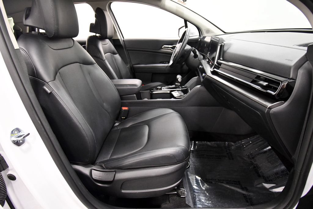 Certified 2023 Kia Sportage EX AWD/4WD image 18