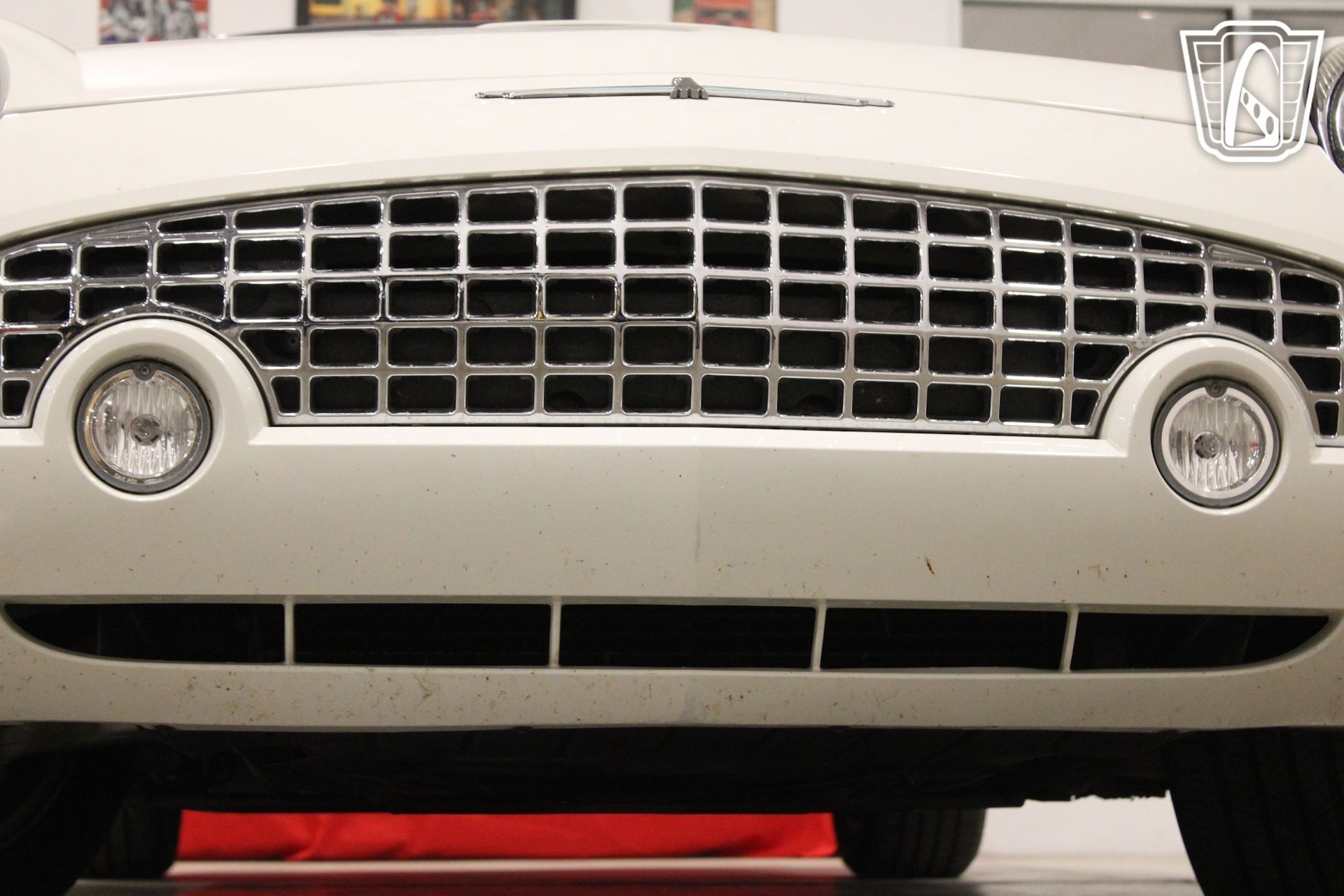 Used 2002 Ford Thunderbird image 21