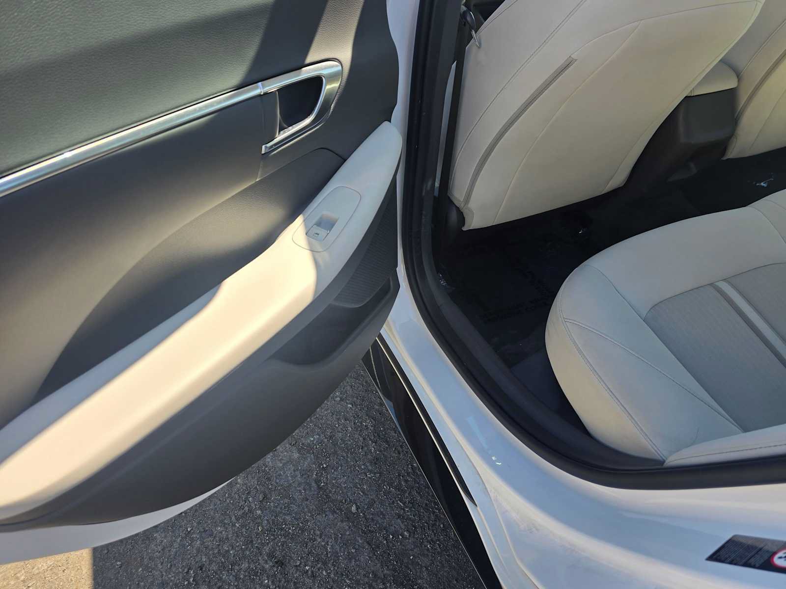 Used 2023 Hyundai Sonata SEL FWD image 15