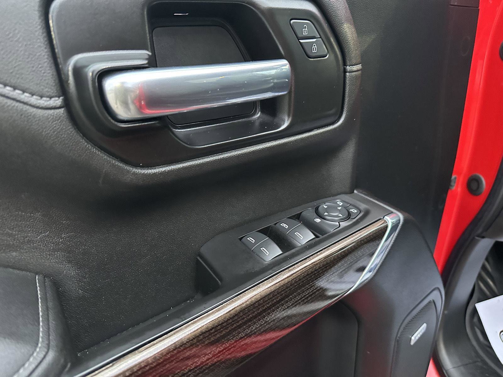 Used 2021 Chevrolet Silverado 1500 LT Trail Boss w/ Convenience Package II image 17