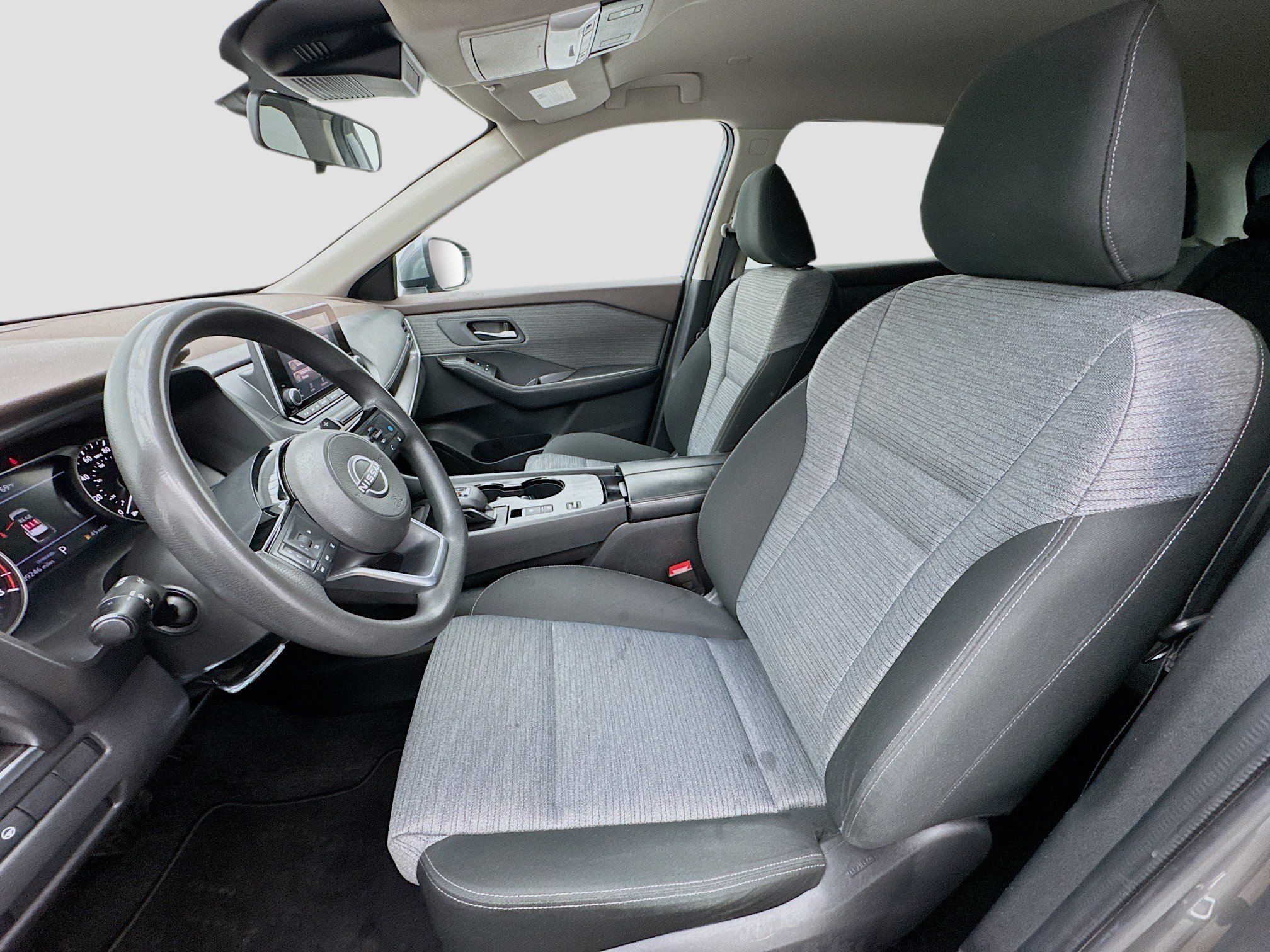 Used 2023 Nissan Rogue SV image 13