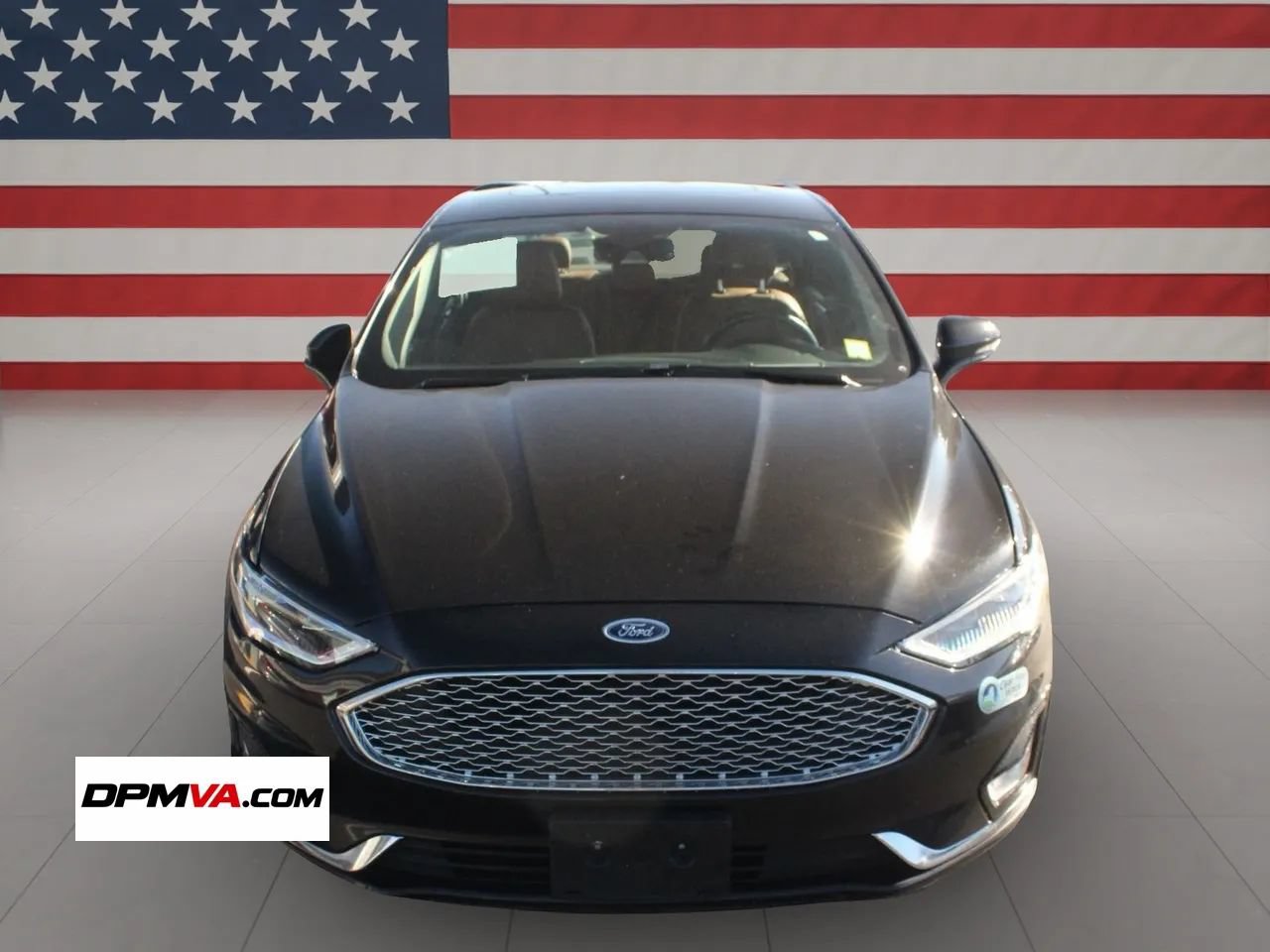 Used 2019 Ford Fusion Energi Titanium FWD image 10
