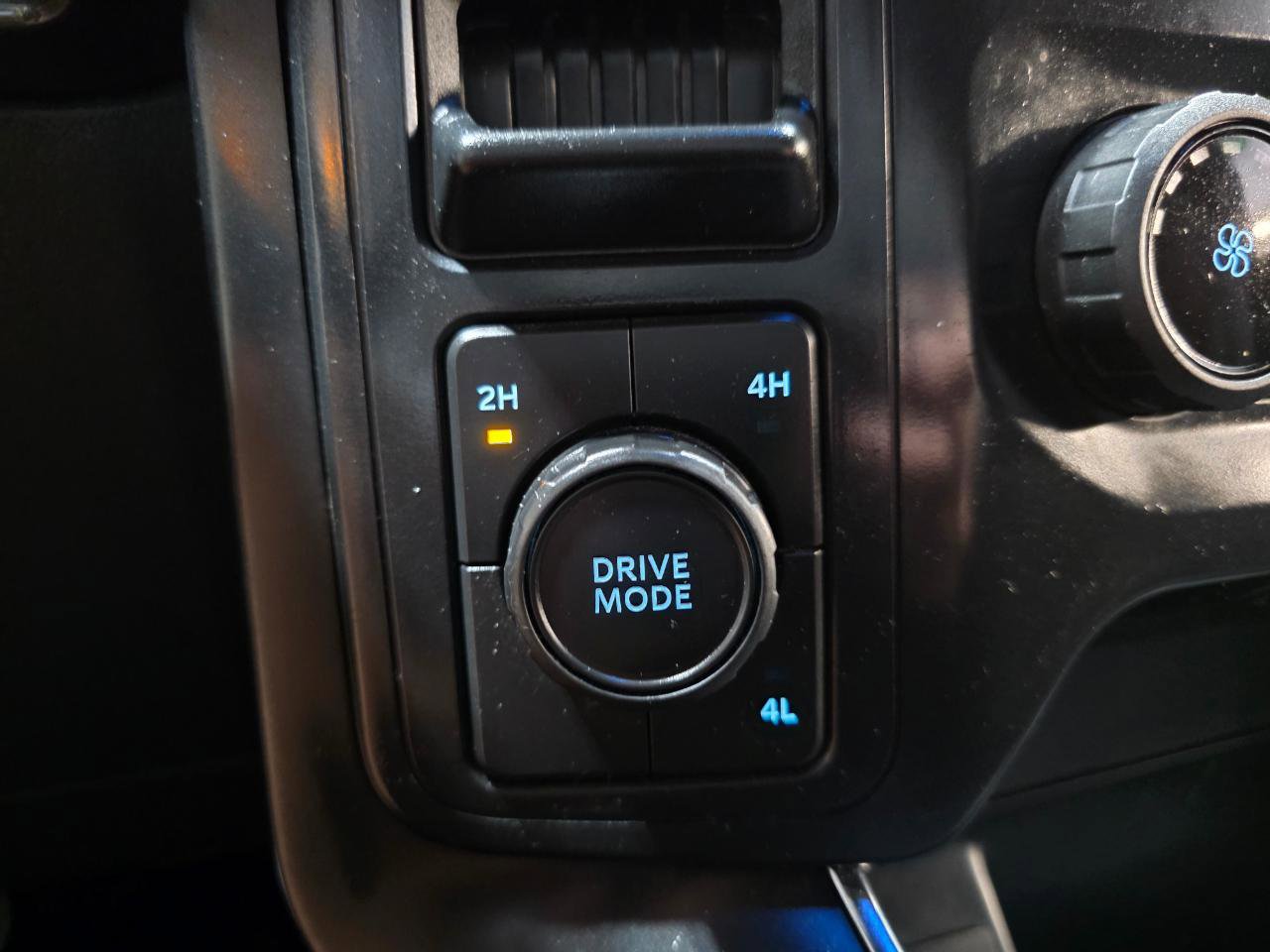 Used 2022 Ford F150 XL w/ STX Black Appearance Package AWD/4WD image 36