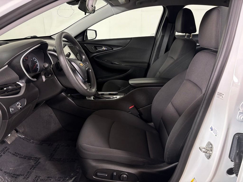 Used 2024 Chevrolet Malibu LT FWD image 15