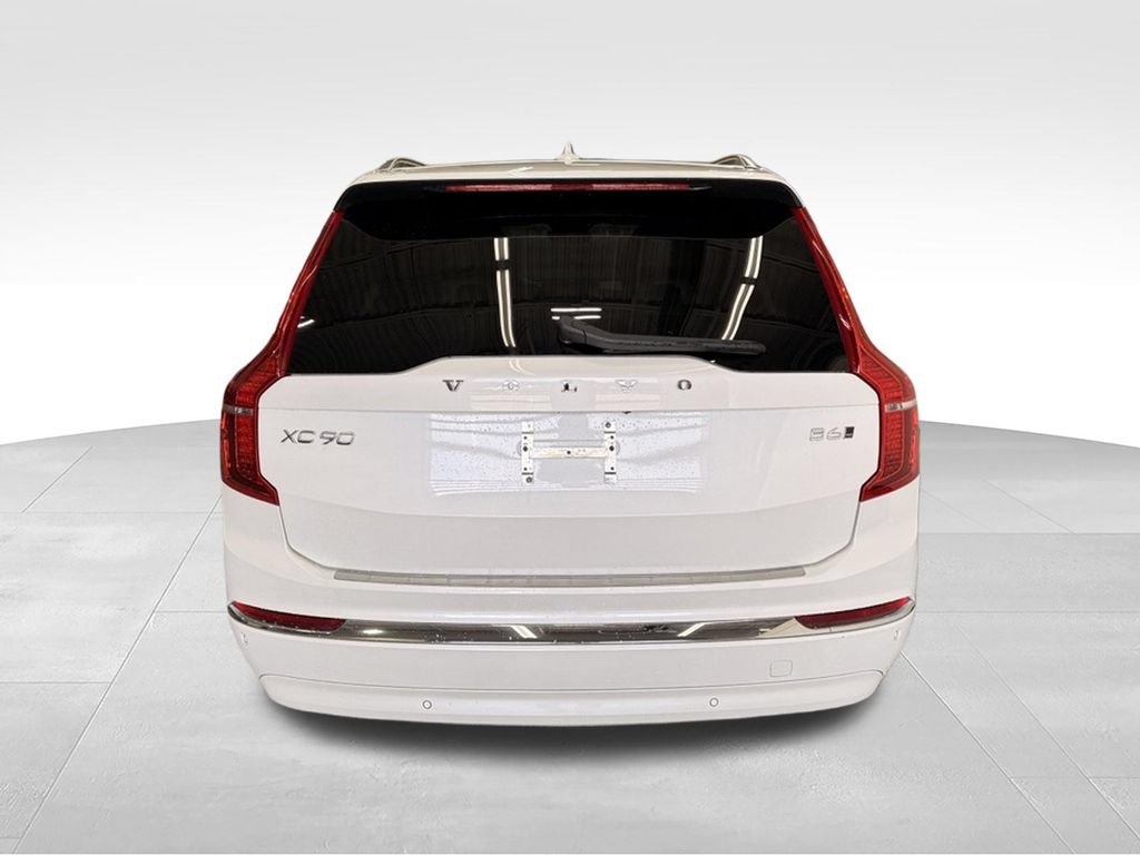 Used 2023 Volvo XC90 B6 Plus w/ Protection Package Premier AWD/4WD image 4