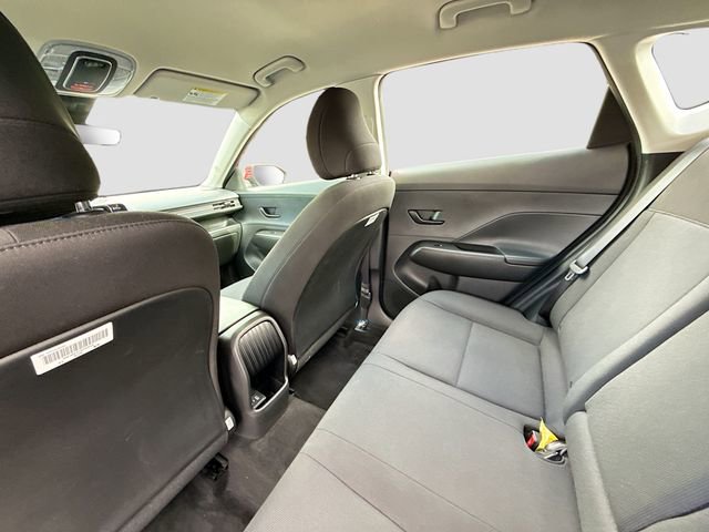 Certified 2025 Hyundai Kona SE image 23