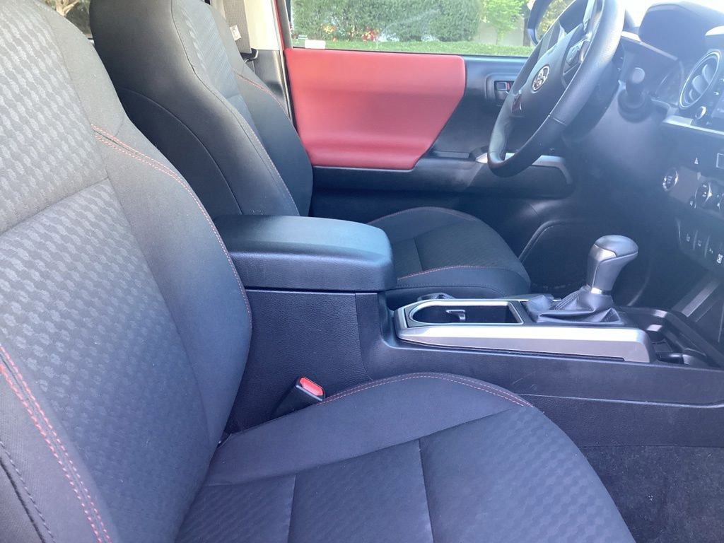 Certified 2023 Toyota Tacoma SR5 RWD image 4