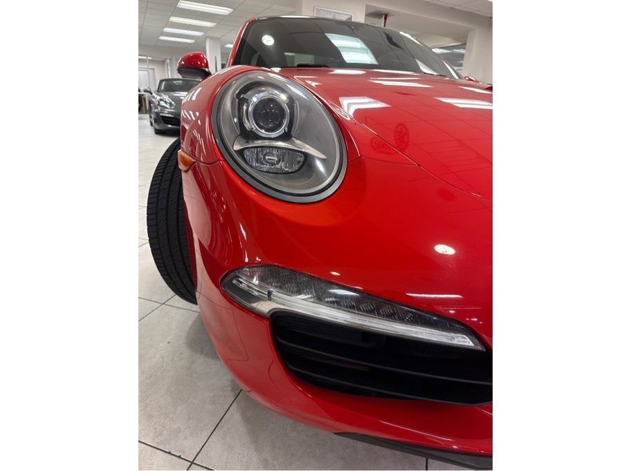 Used 2015 Porsche 911 Carrera image 32