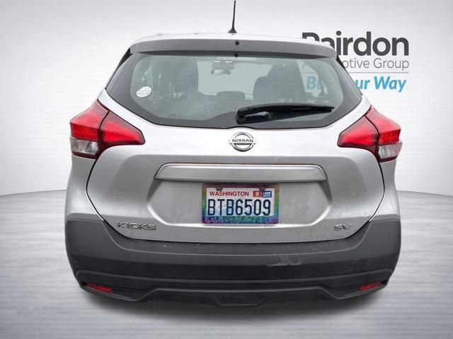 Used 2019 Nissan Kicks SV FWD image 11