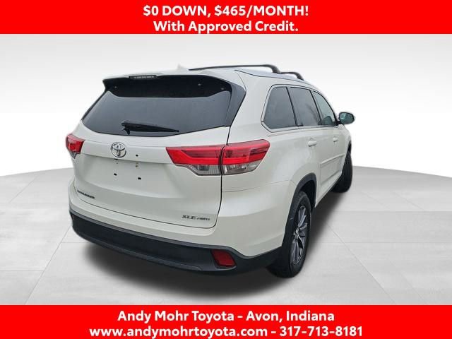 Used 2019 Toyota Highlander XLE AWD/4WD image 7