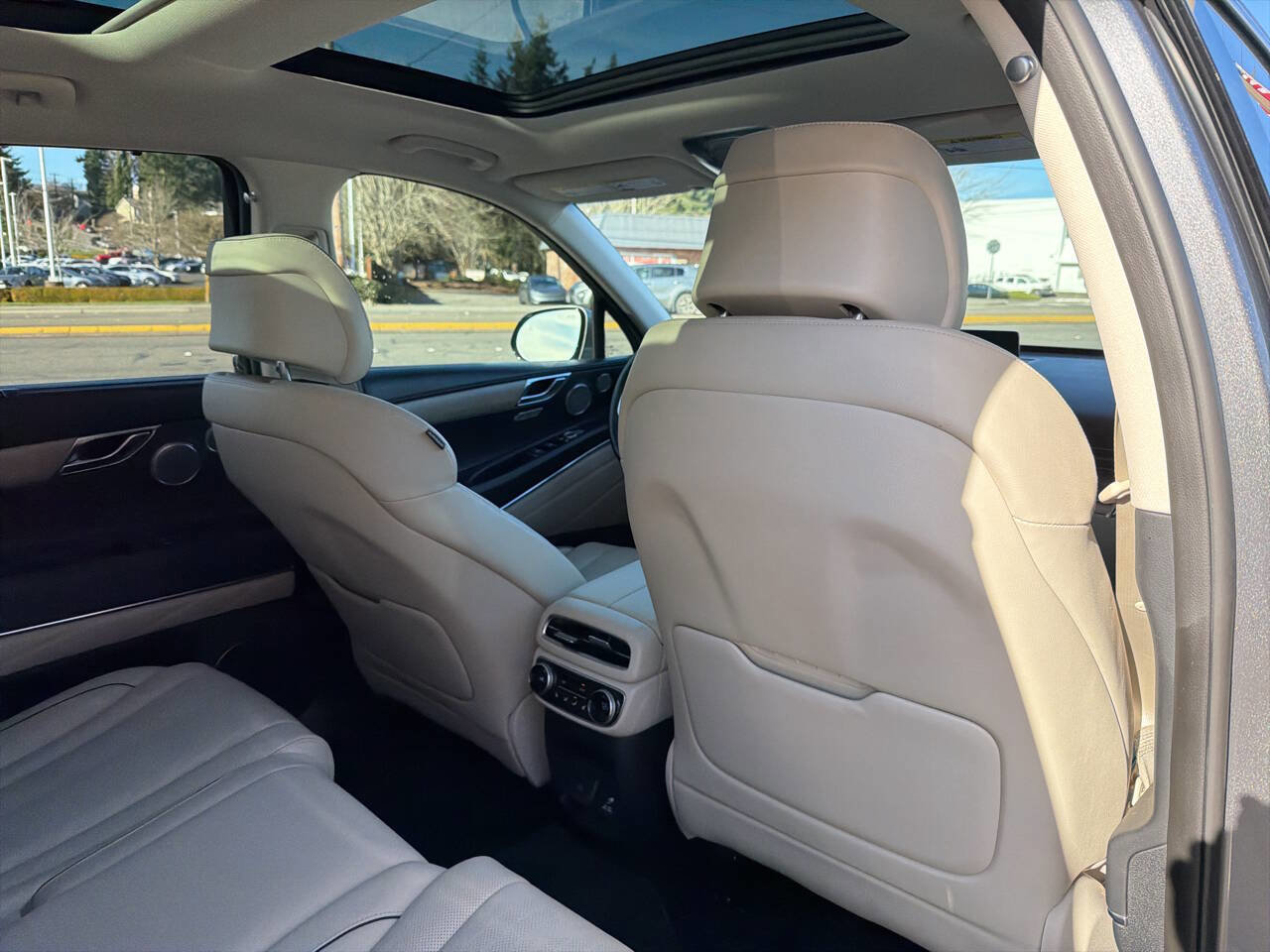 Used 2022 Genesis GV80 3.5T w/ Advanced Package 06 image 24