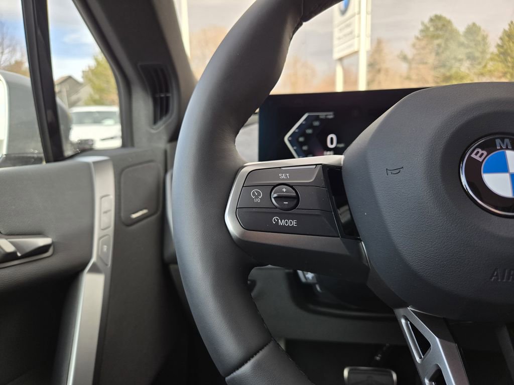 New 2026 BMW iX xDrive45 w/ M Sport Package image 29
