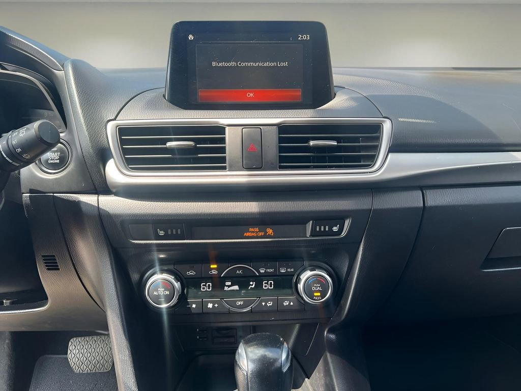 Used 2018 MAZDA MAZDA3 Touring image 15