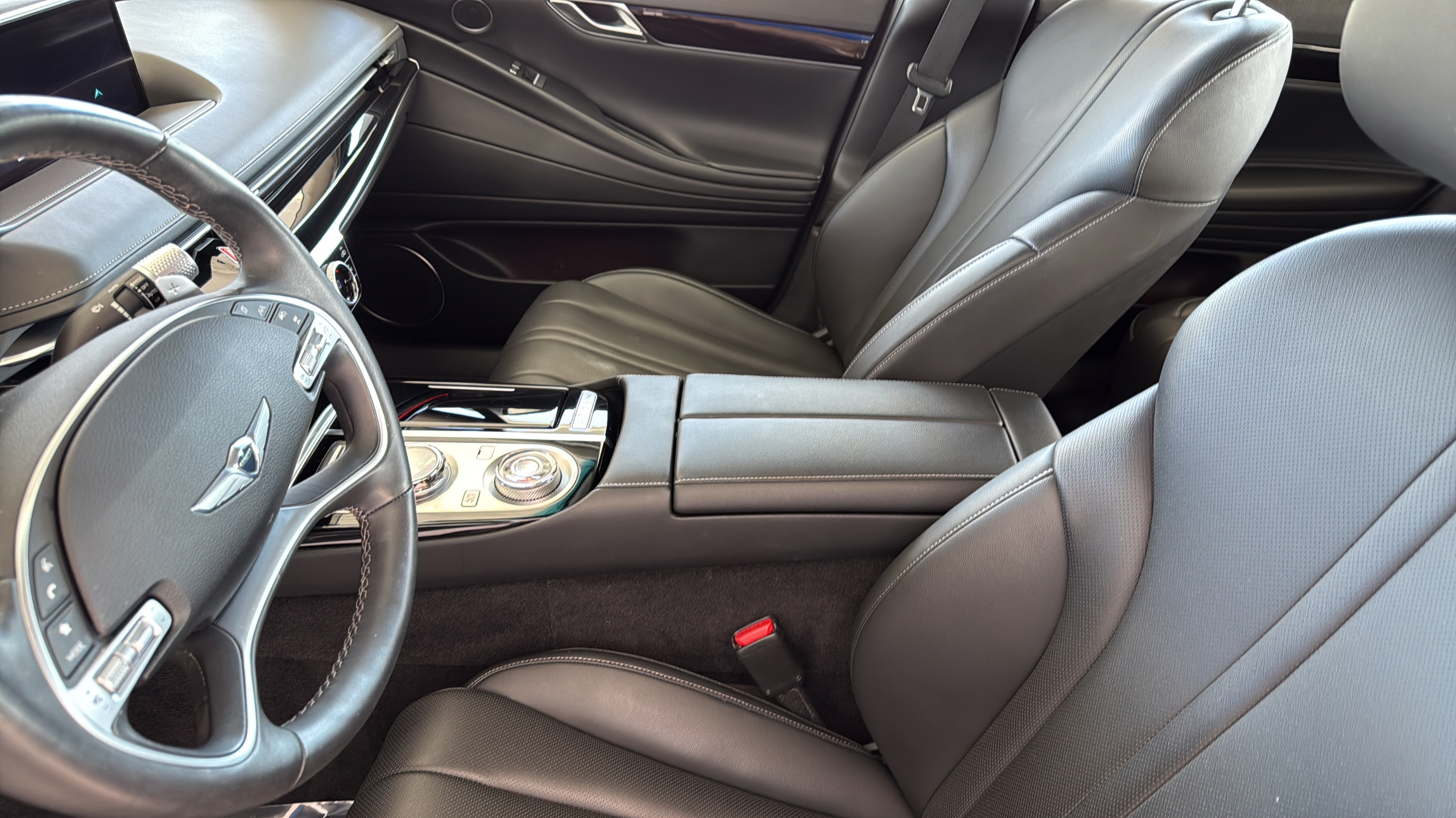 Used 2023 Genesis G80 2.5T RWD image 18