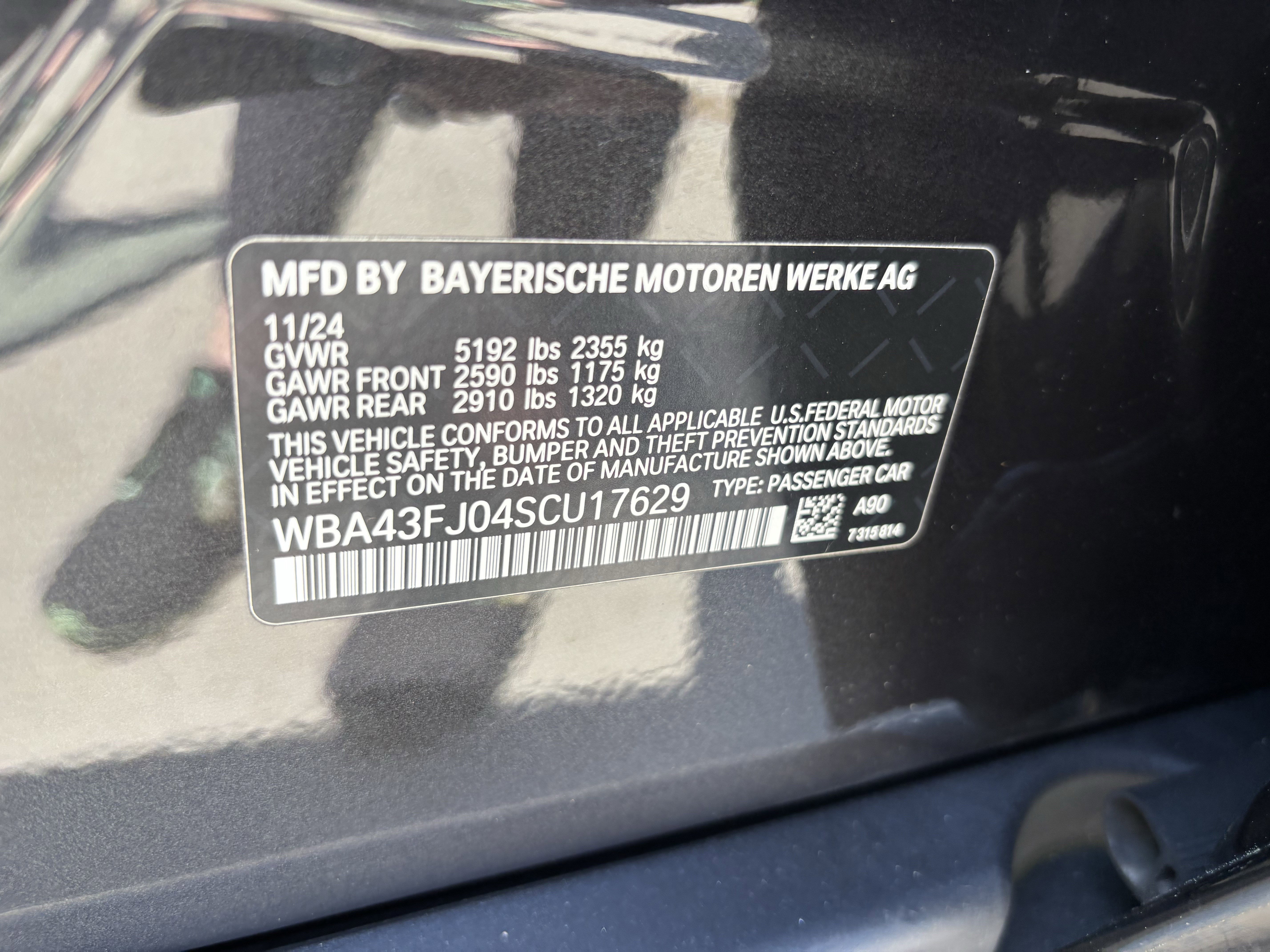 Certified 2025 BMW 530i image 37