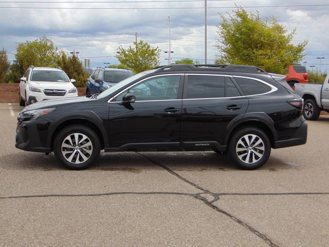 Certified 2025 Subaru Outback Premium AWD/4WD image 7