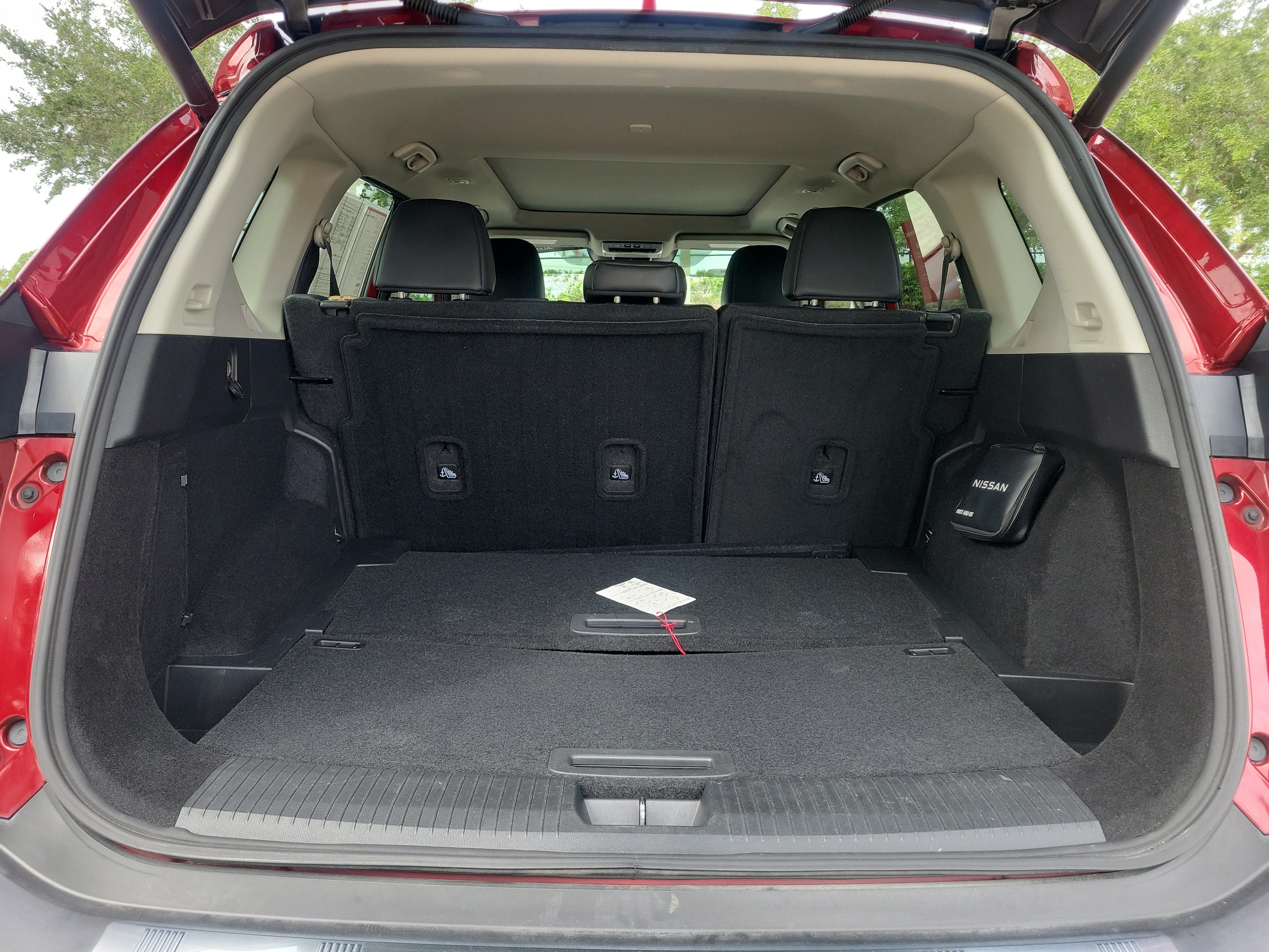 Certified 2022 Nissan Rogue SL w/ SL Premium Package FWD image 12