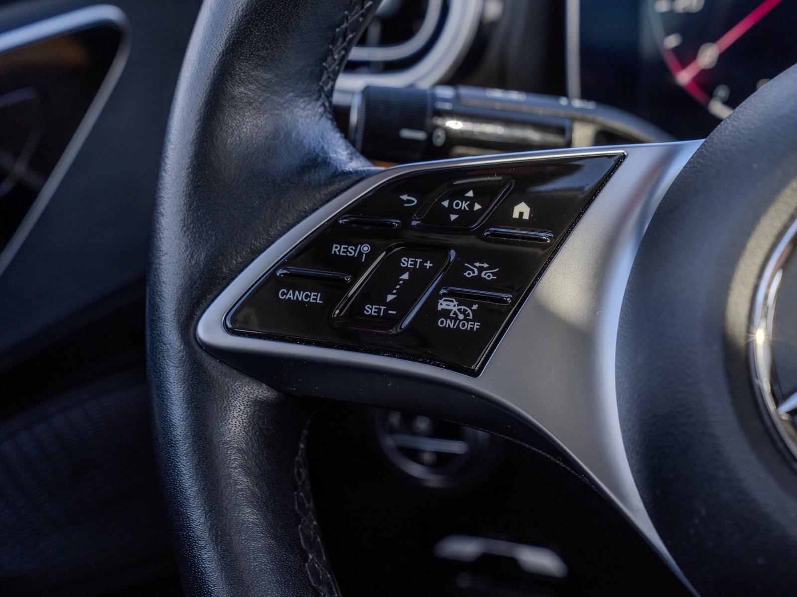 Certified 2023 Mercedes-Benz C 300 4MATIC Sedan image 29