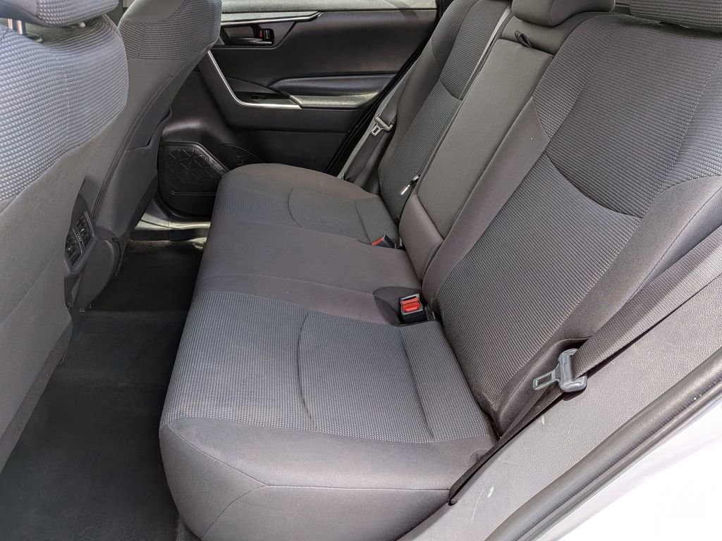 Used 2025 Toyota RAV4 LE image 18