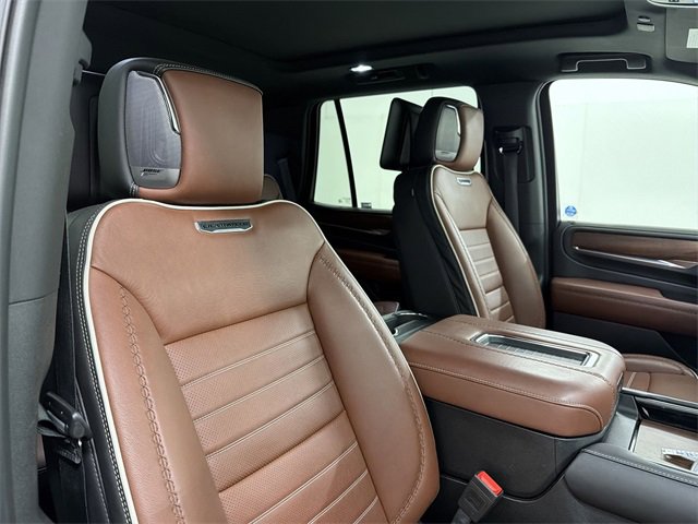 Used 2024 GMC Yukon Denali Ultimate image 21