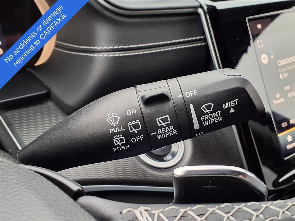 Used 2023 Jeep Grand Cherokee L Laredo image 28