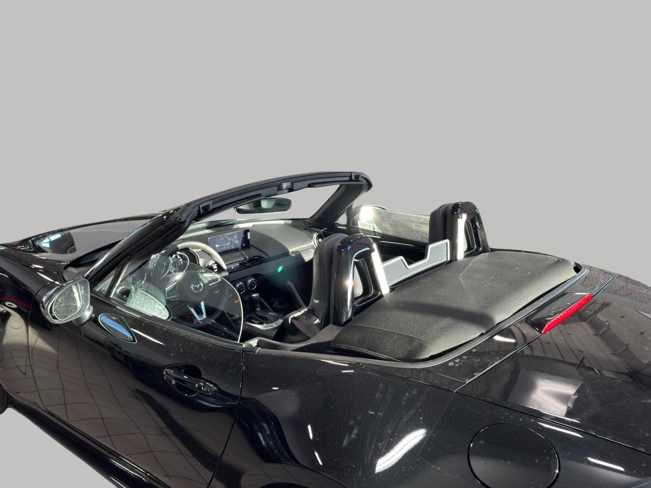 New 2025 MAZDA MX-5 Miata Grand Touring w/ Appearance Package RWD image 21