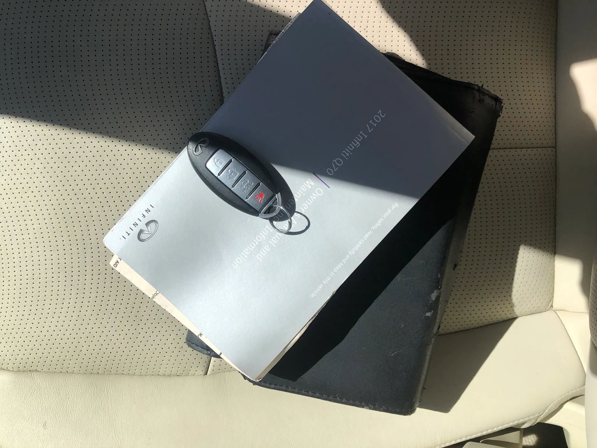 Used 2017 INFINITI Q70 L 3.7 image 44