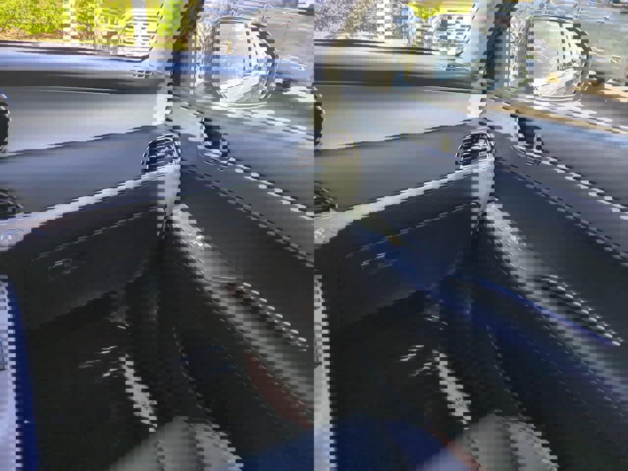 Used 2020 Hyundai Palisade SEL w/ Premium Package image 17