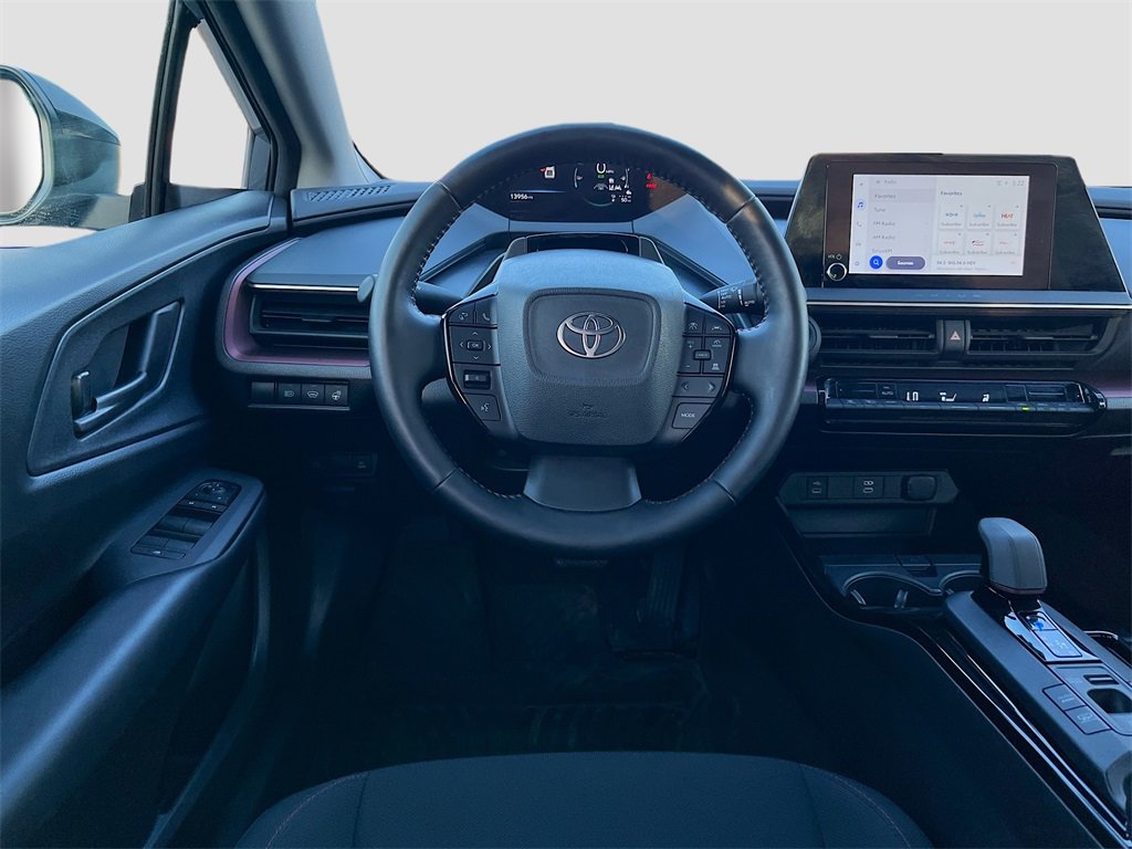 Used 2024 Toyota Prius Prime SE image 20