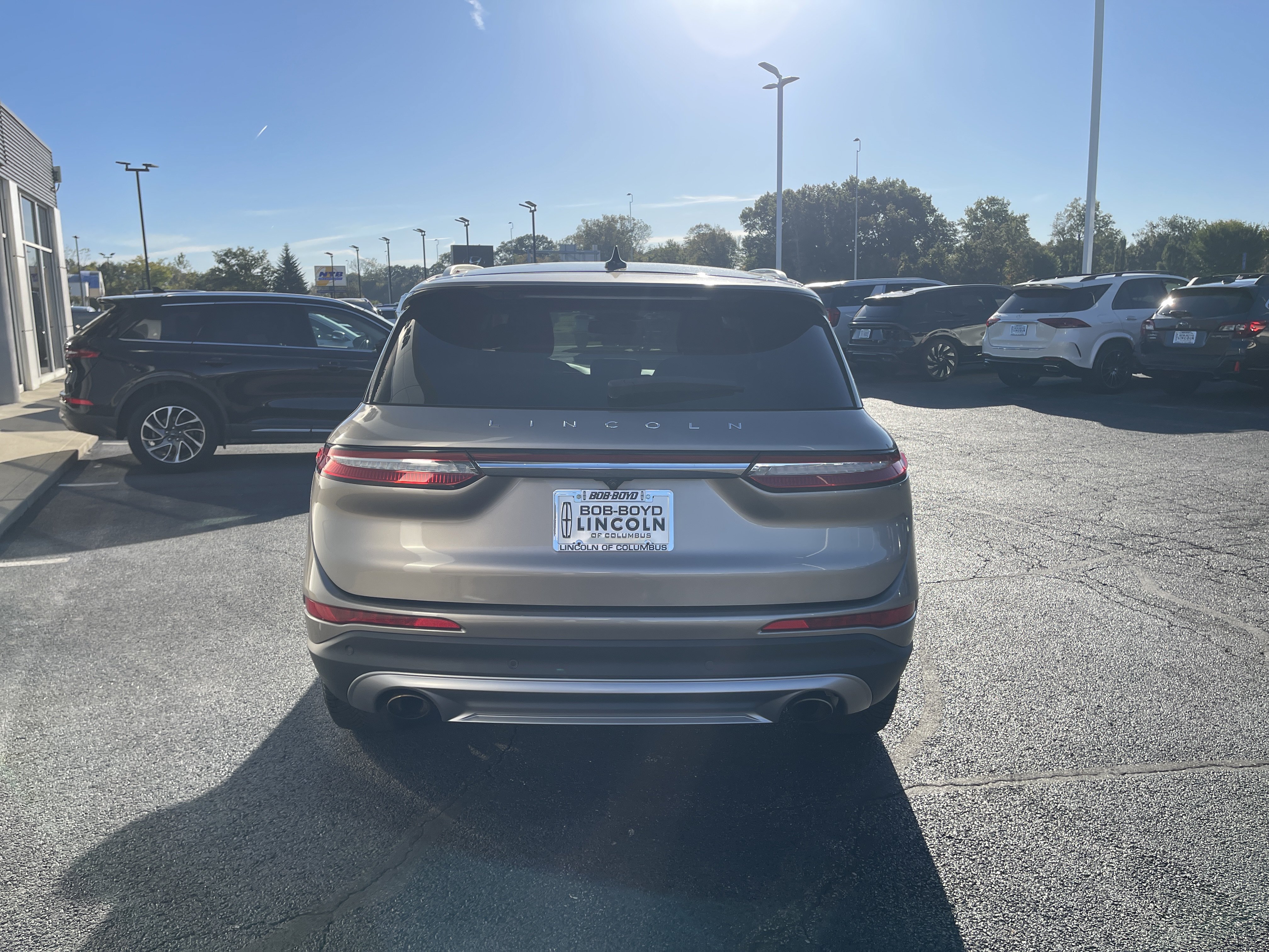 Used 2021 Lincoln Corsair AWD w/ Premium Package image 4