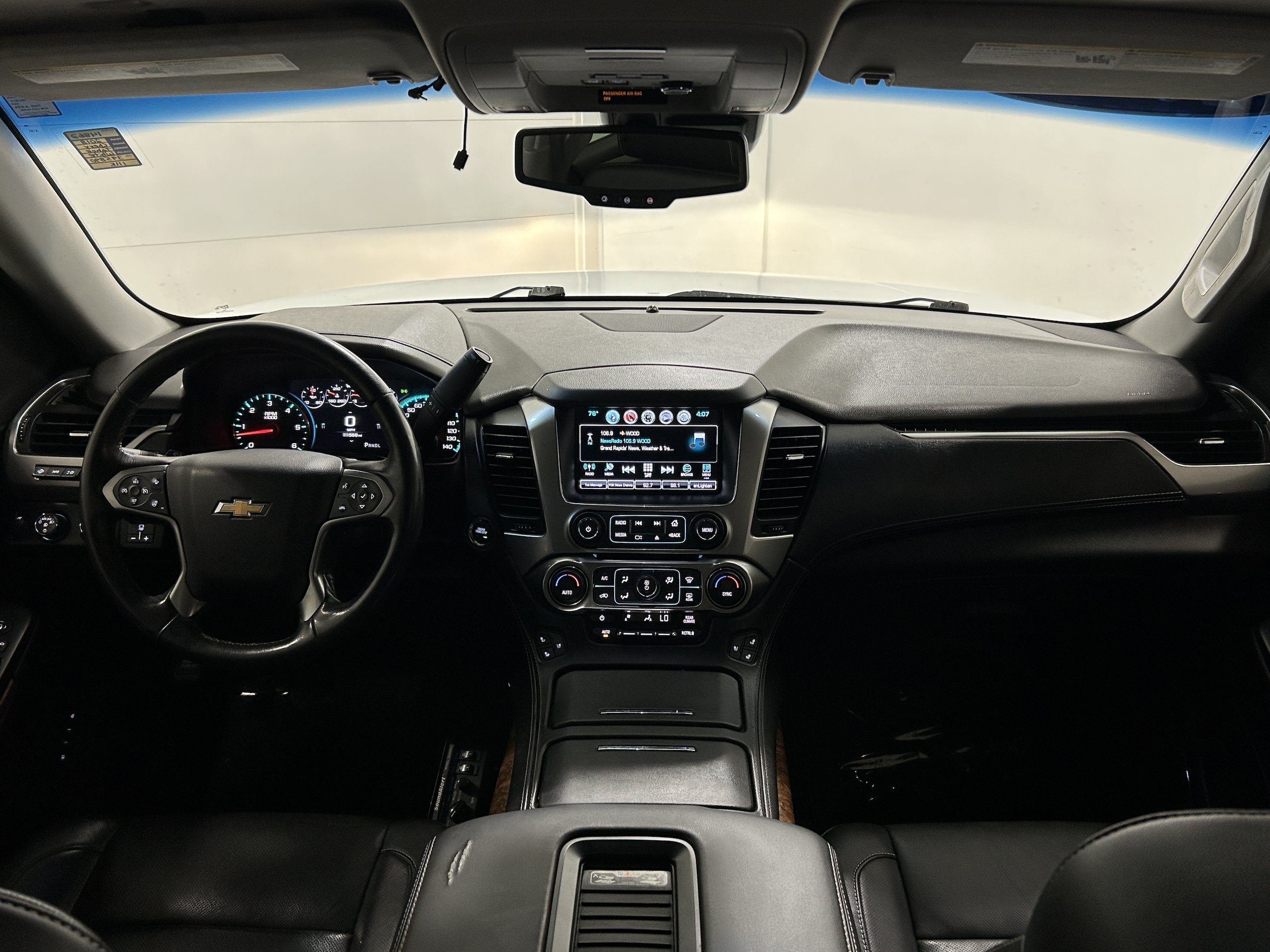 Used 2018 Chevrolet Tahoe Premier AWD/4WD image 15