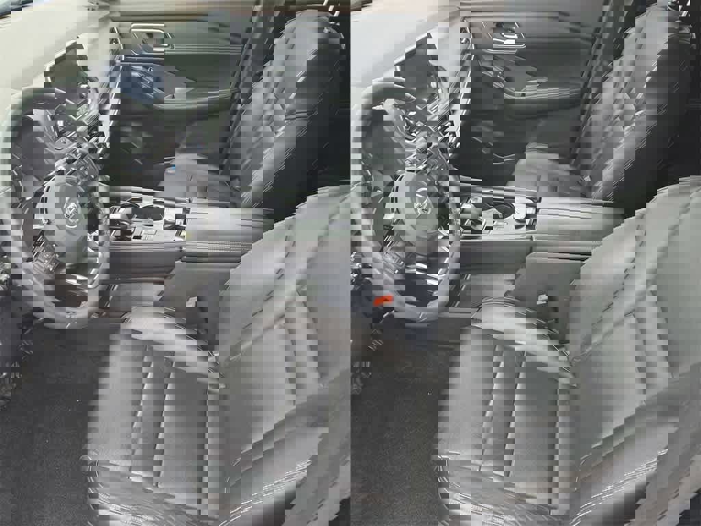 Used 2023 Nissan Rogue SV image 15