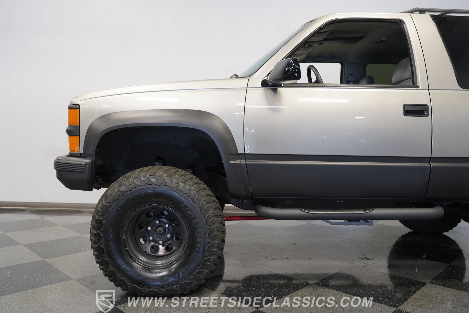 Used 1999 Chevrolet Tahoe 4WD 2-Door w/ Preferred Equipment Group image 27
