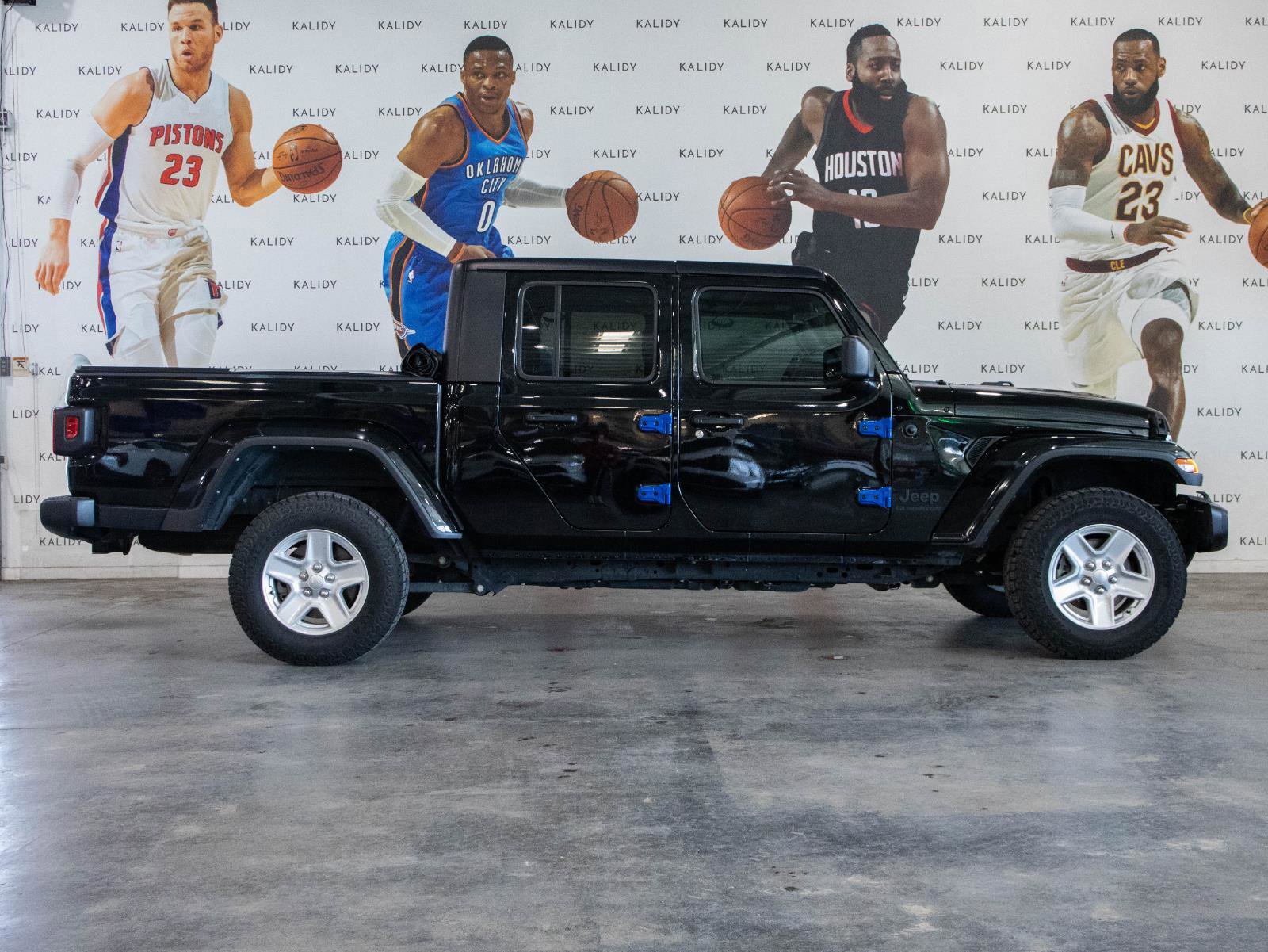 Used 2022 Jeep Gladiator Sport image 18