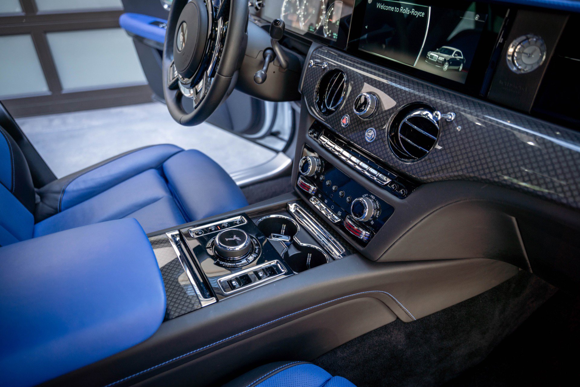 Used 2022 Rolls-Royce Ghost Black Badge image 69