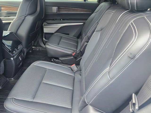 New 2026 Cadillac Vistiq Premium Luxury AWD/4WD image 13