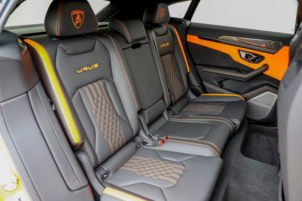 Used 2024 Lamborghini Urus S AWD/4WD image 21