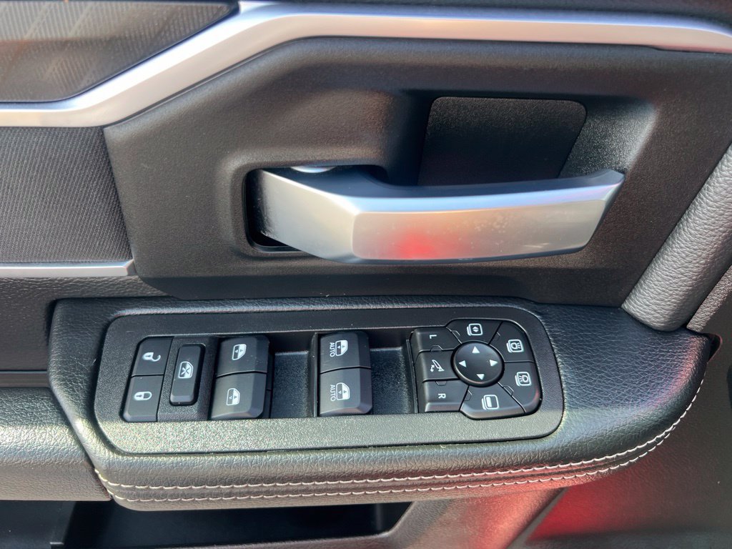 Used 2026 RAM 2500 Big Horn AWD/4WD image 28