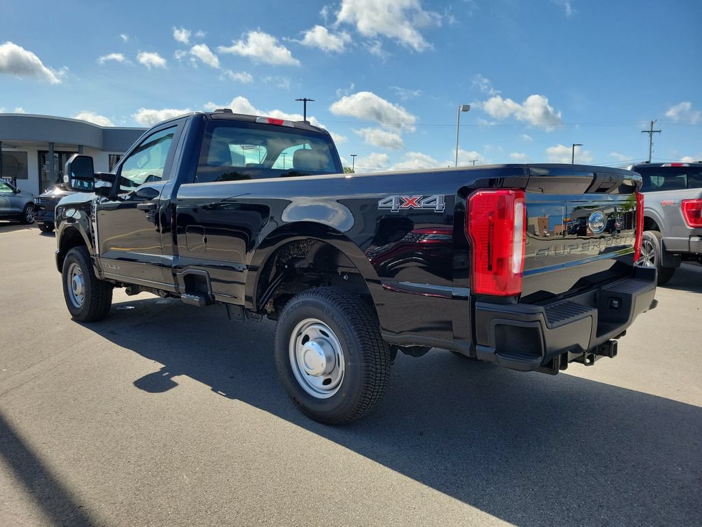 Used 2026 Ford F250 XL AWD/4WD image 3