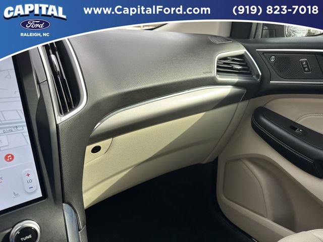 Certified 2024 Ford Edge Titanium w/ Titanium Elite Package image 27