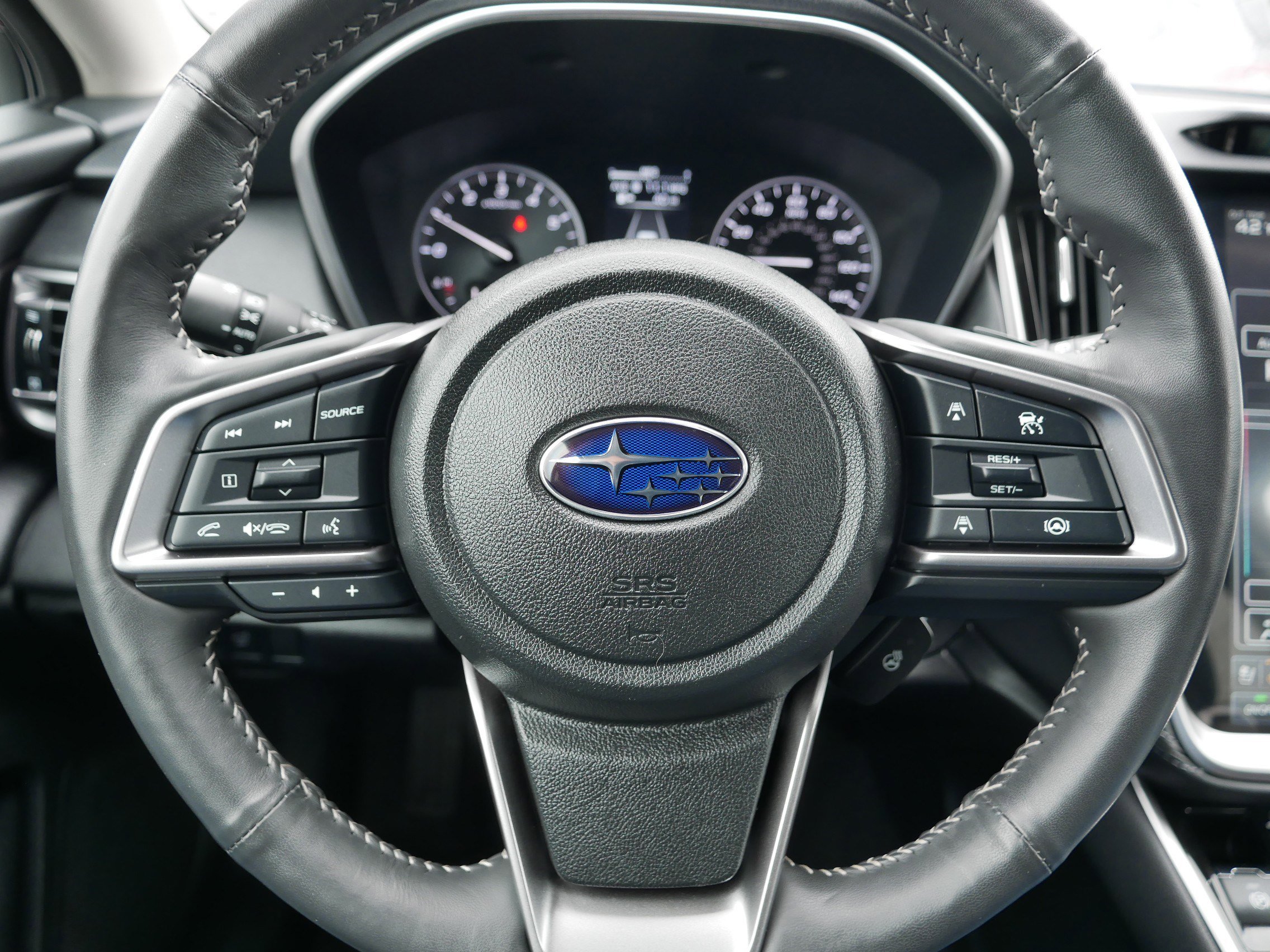 Used 2024 Subaru Outback Touring w/ Popular Package #2 image 25