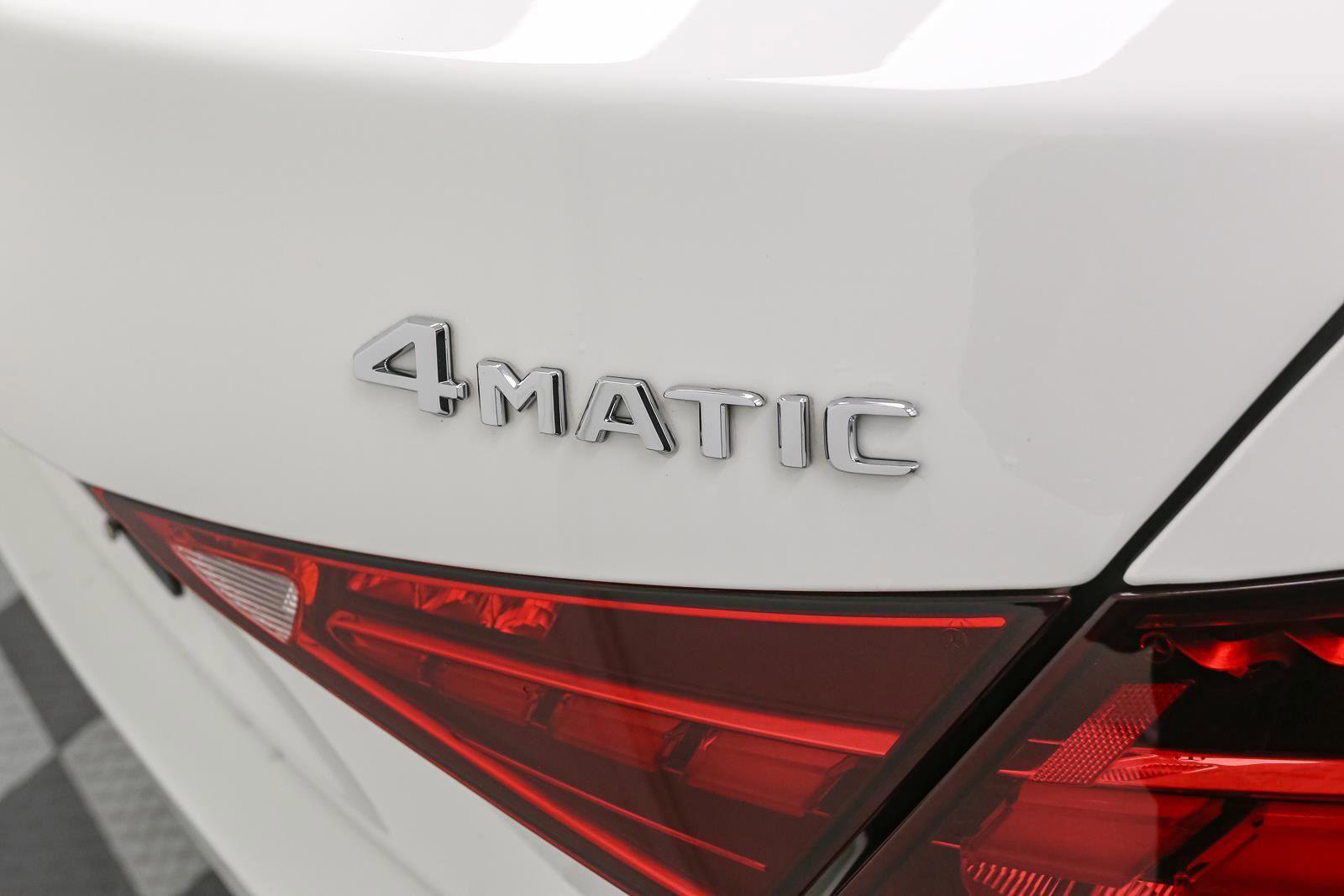 Used 2023 Mercedes-Benz C 300 4MATIC Sedan image 11