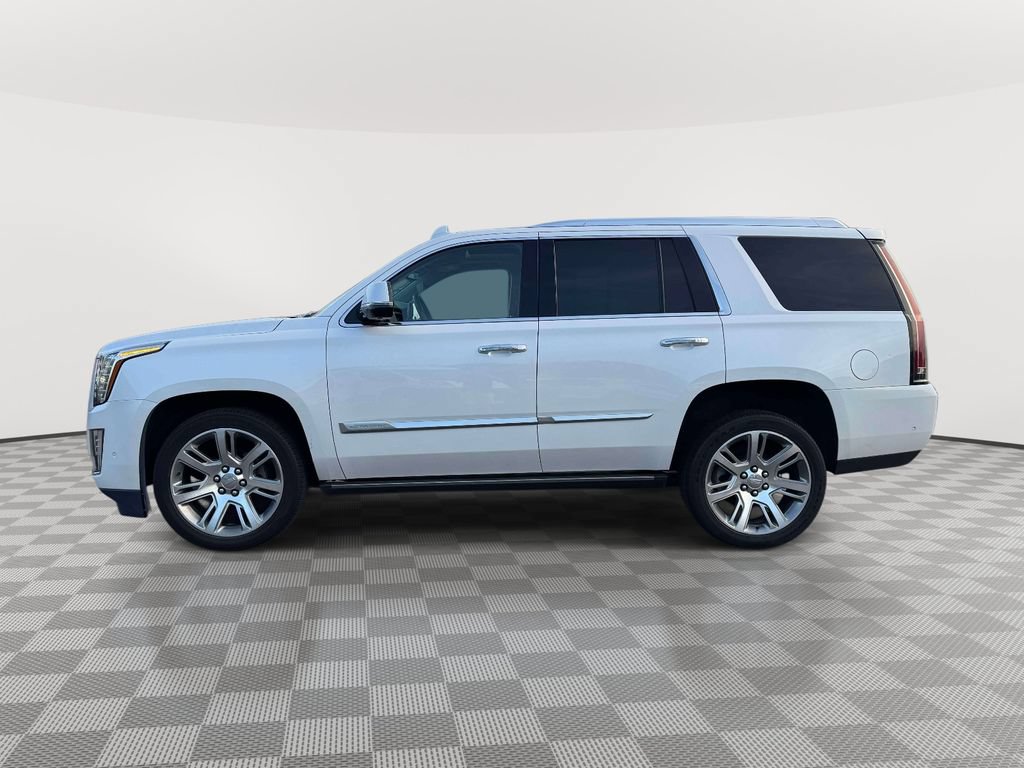 Used 2018 Cadillac Escalade Premium Luxury AWD/4WD image 4