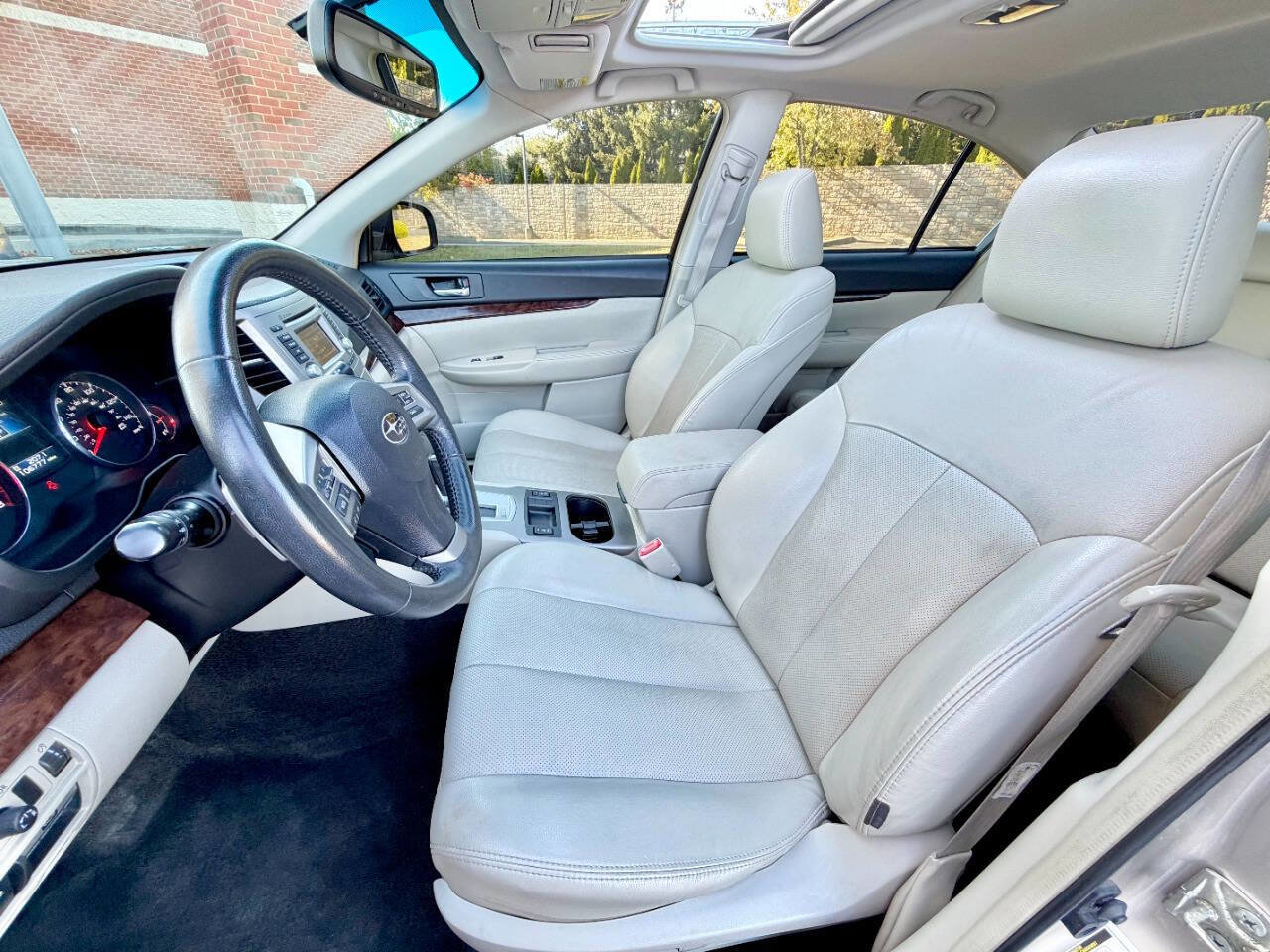 Used 2014 Subaru Legacy 2.5i Limited w/ Moonroof Package image 24