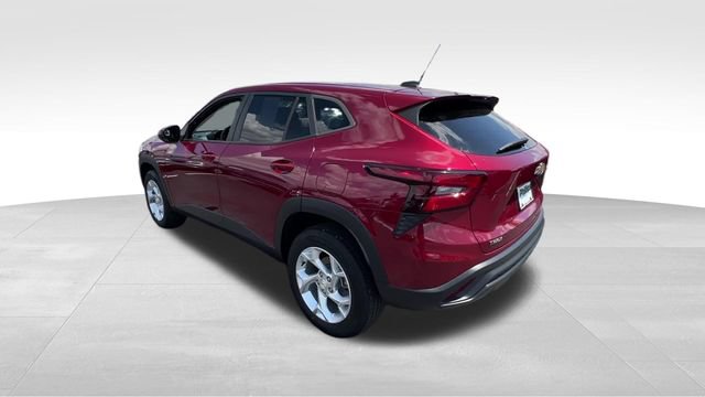 Certified 2024 Chevrolet Trax LS w/ LS Convenience Package FWD image 4