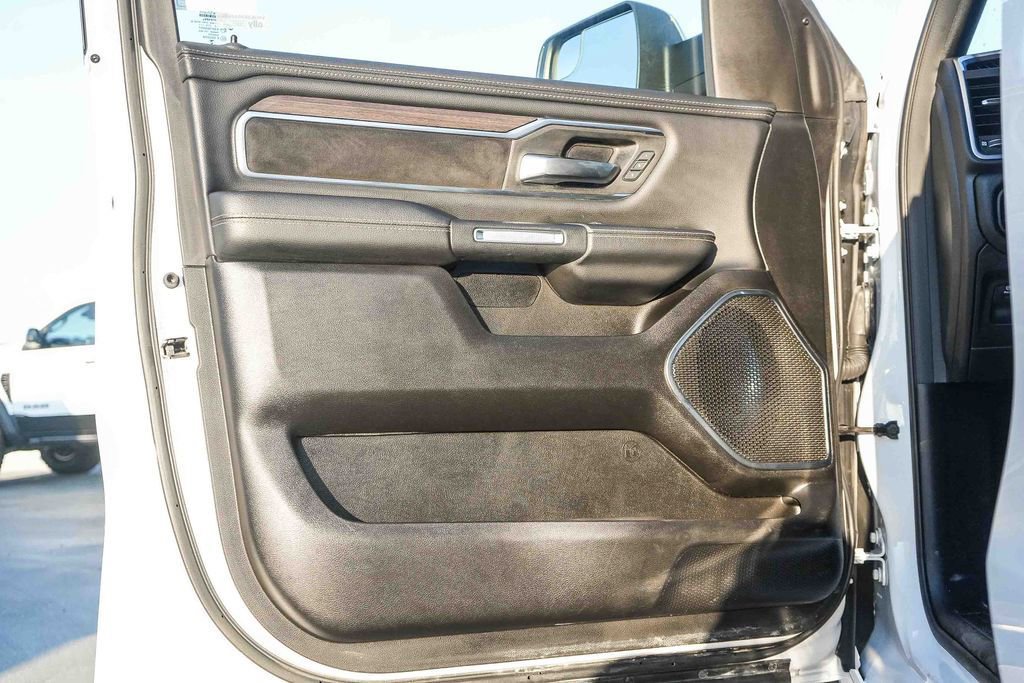 Used 2025 RAM 1500 Laramie image 22
