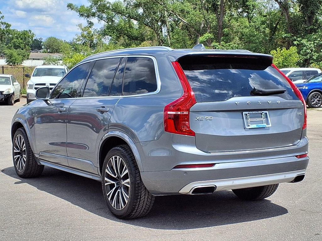 Used 2020 Volvo XC90 T5 Momentum w/ Protection Package Premier FWD image 5