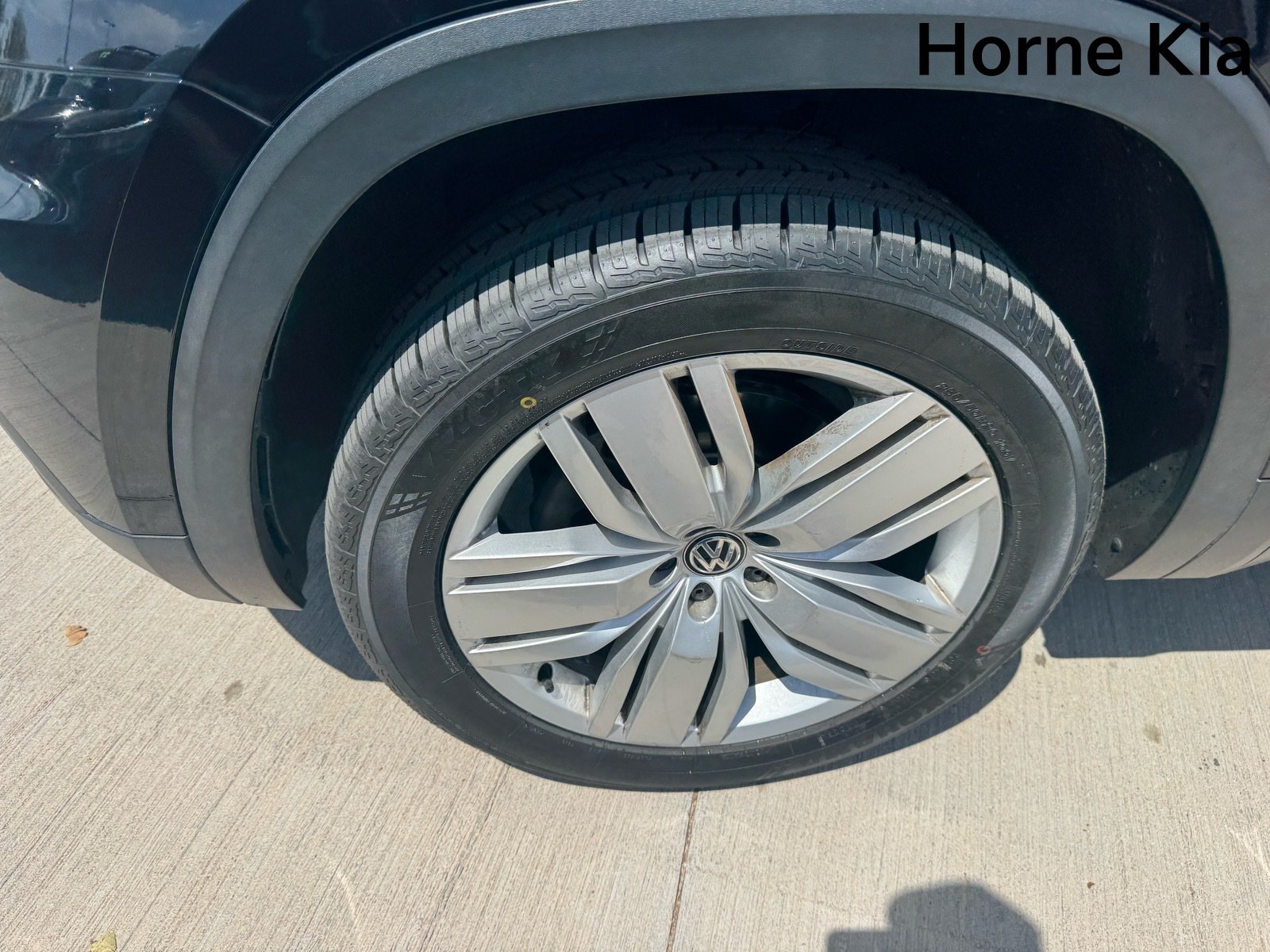 Used 2019 Volkswagen Atlas SEL FWD image 8
